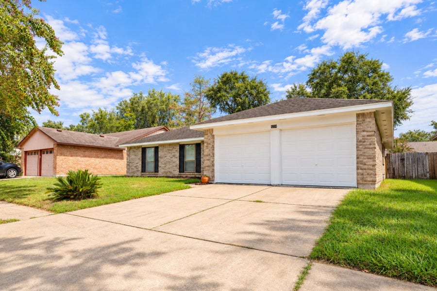 Property photo for 2326 Hazy Creek Drive, Houston, TX