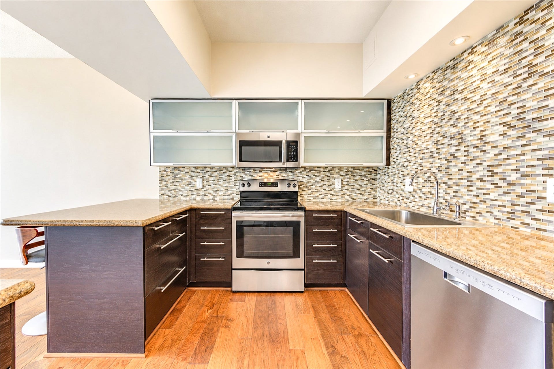 1111 Bering Drive, #706, Houston, TX 77057 1111 Bering Drive, #706, Houston, TX 77057