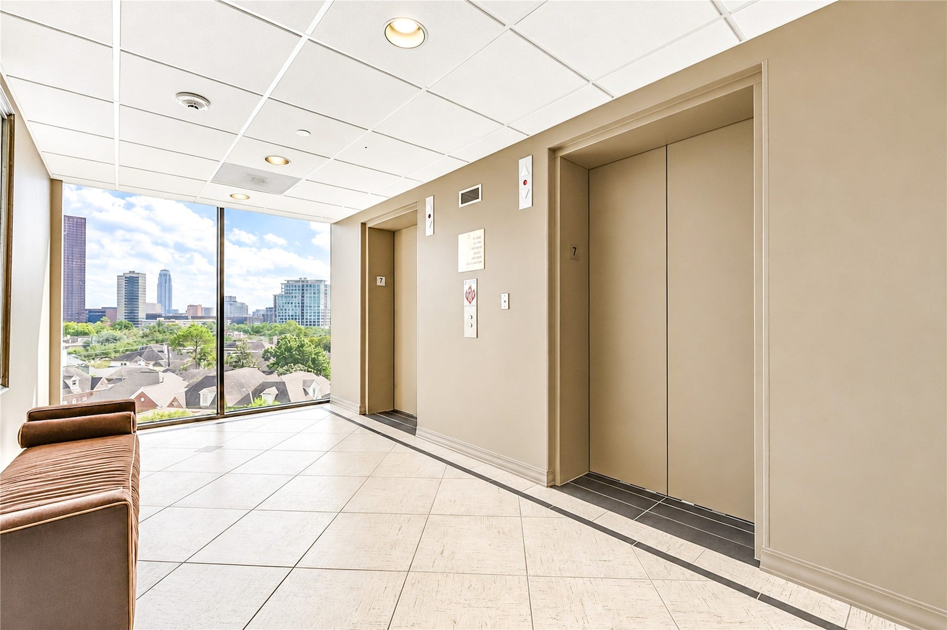 1111 Bering Drive, #706, Houston, TX 77057 Elevators