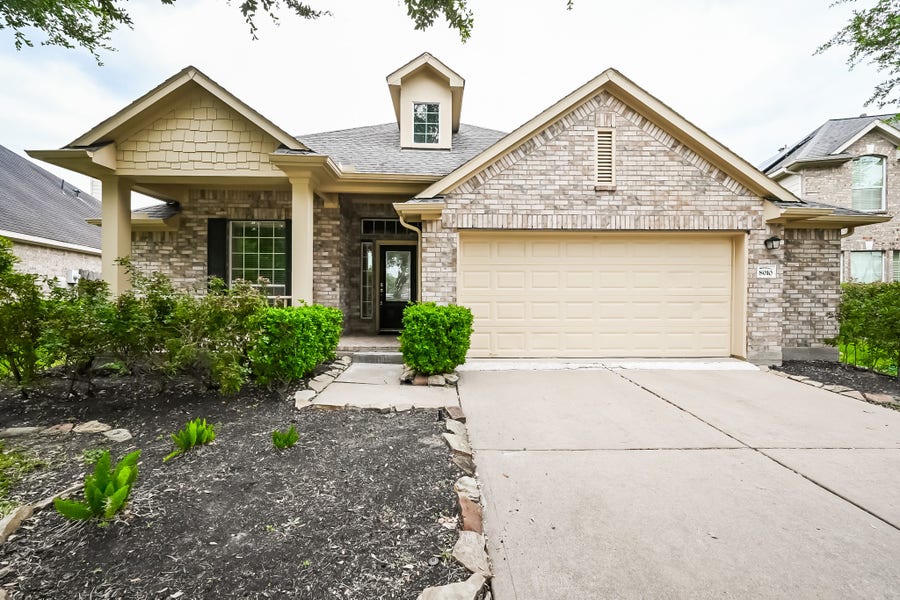 Property photo for 8010 Durham Run Lane, Richmond, TX
