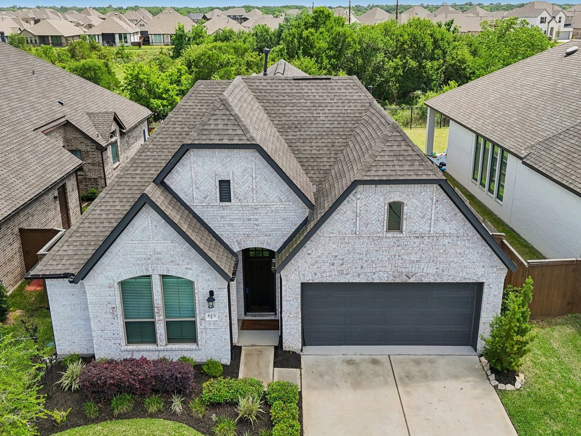 615 Livermore Street, Webster, TX 77598 615 Livermore Street, Webster, TX 77598