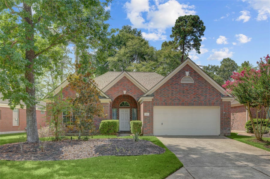Property photo for 35 Tranquil Glade Place, The Woodlands, TX