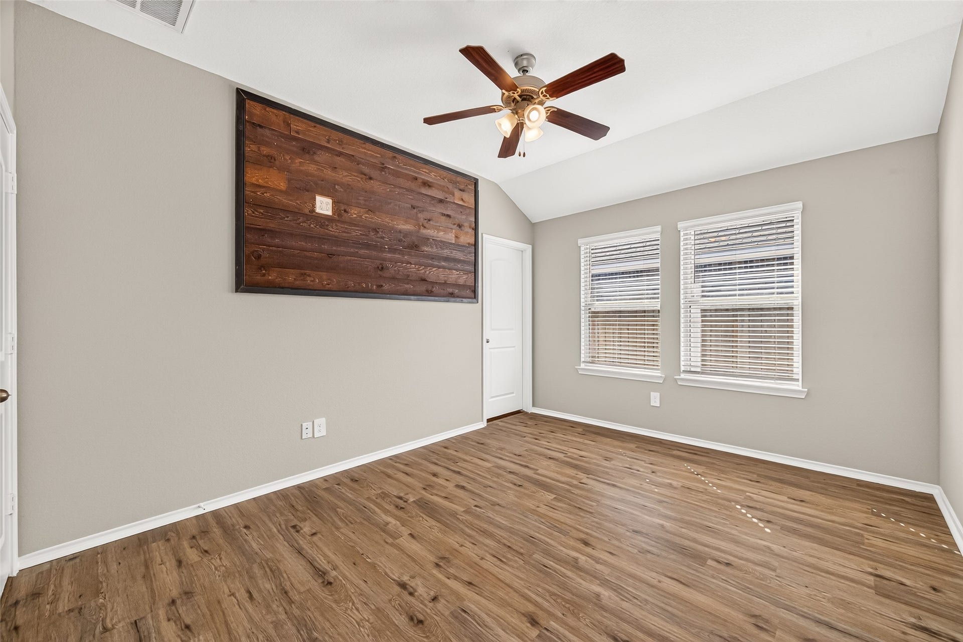 14939 Cypress Hollow Drive, New Caney, TX 77357 14939 Cypress Hollow Drive, New Caney, TX 77357