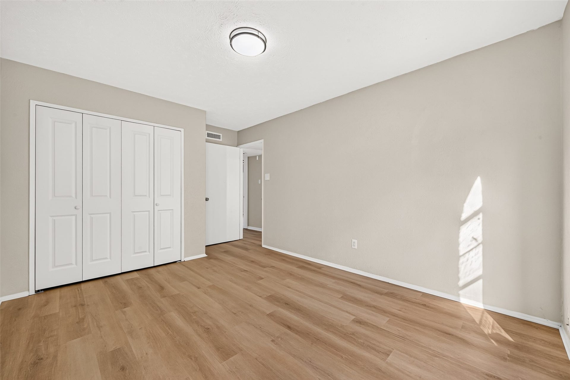 2110 Mustang Springs Drive, Missouri City, TX 77459 2110 Mustang Springs Drive, Missouri City, TX 77459