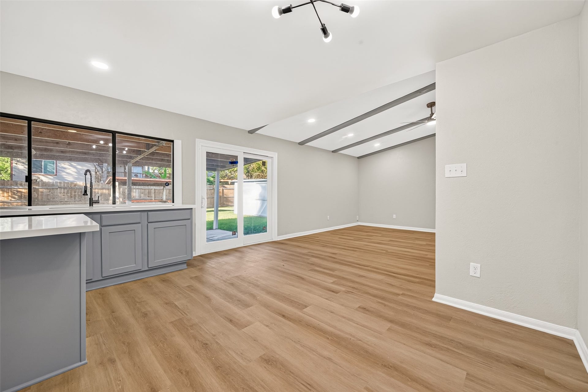2110 Mustang Springs Drive, Missouri City, TX 77459 2110 Mustang Springs Drive, Missouri City, TX 77459