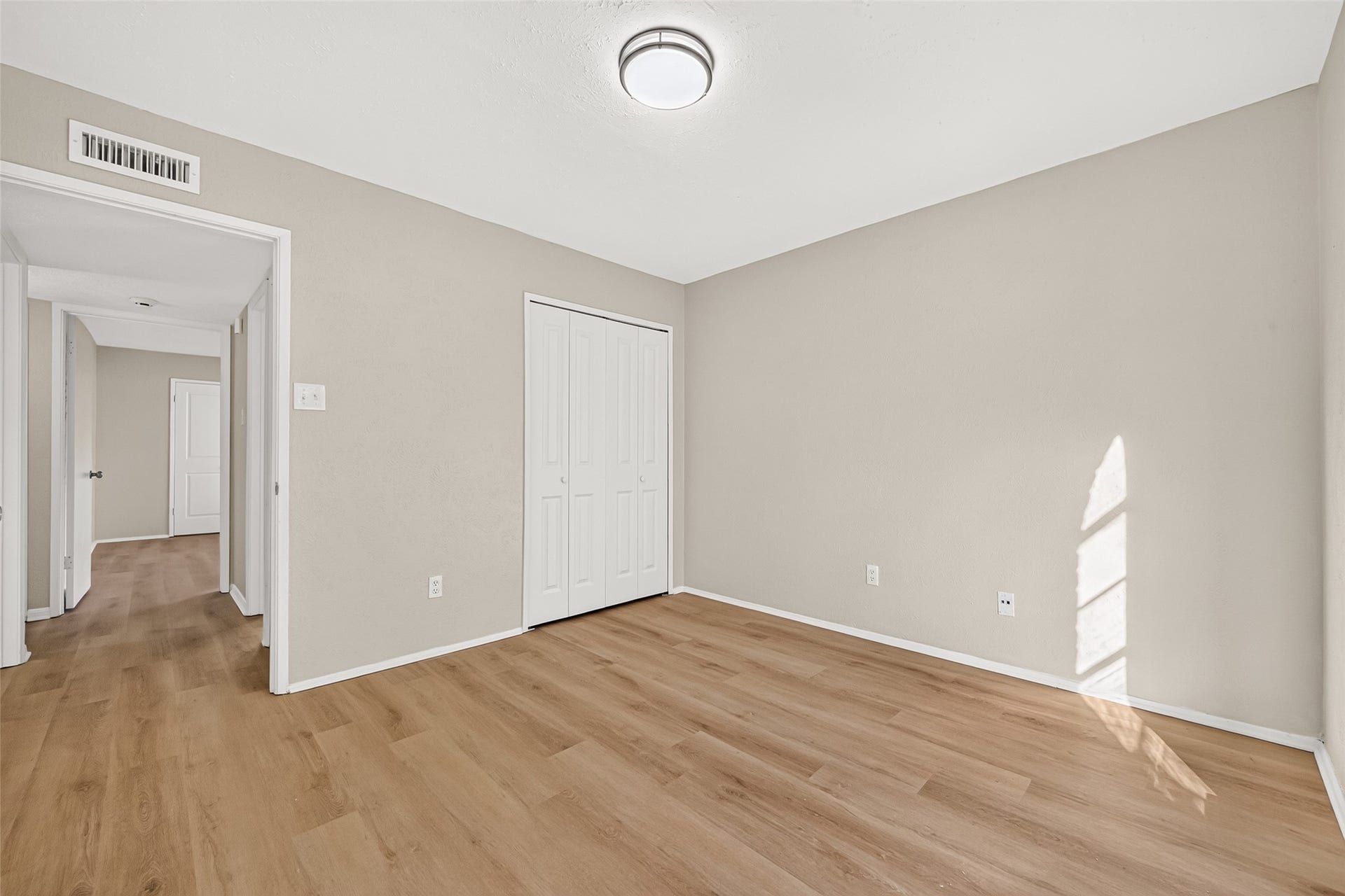 2110 Mustang Springs Drive, Missouri City, TX 77459 2110 Mustang Springs Drive, Missouri City, TX 77459