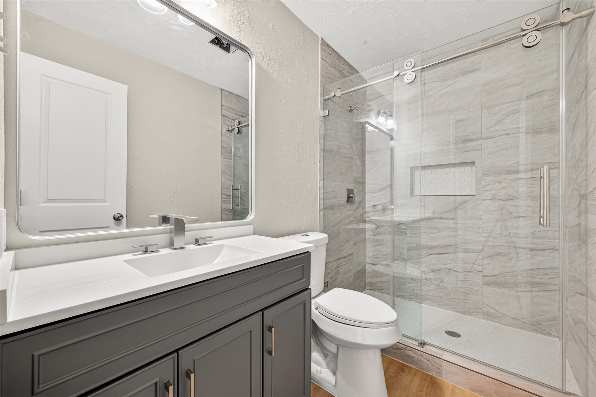 2110 Mustang Springs Drive, Missouri City, TX 77459 2110 Mustang Springs Drive, Missouri City, TX 77459