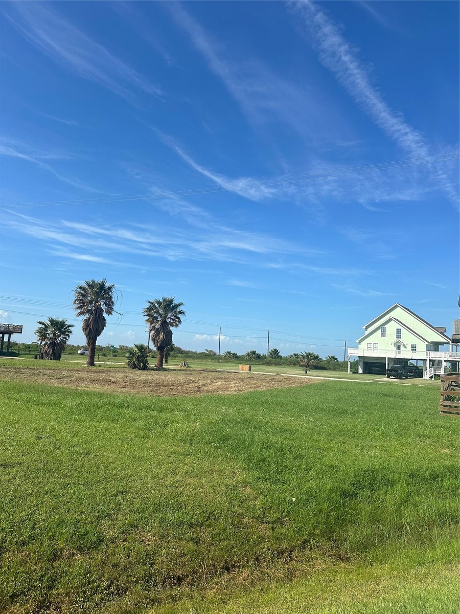 Property photo for 981 Sailfish, Crystal Beach, TX