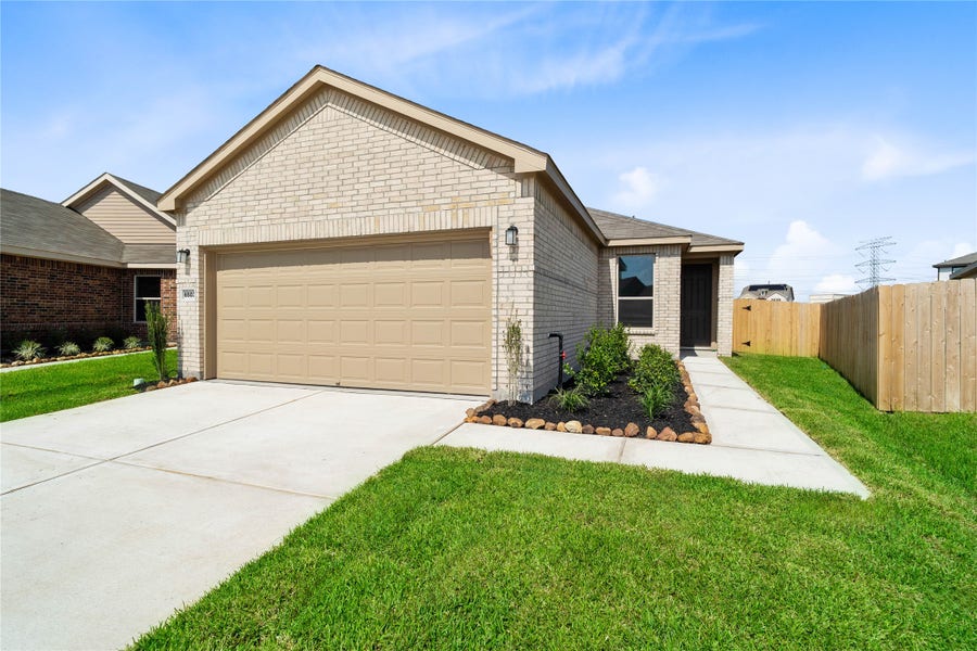 Property photo for 6503 Lenwood Lane, Rosharon, TX