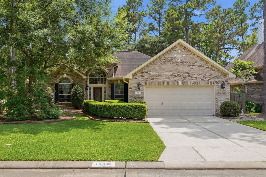 Property photo for 190 Golden Autumn Place, The Woodlands, TX