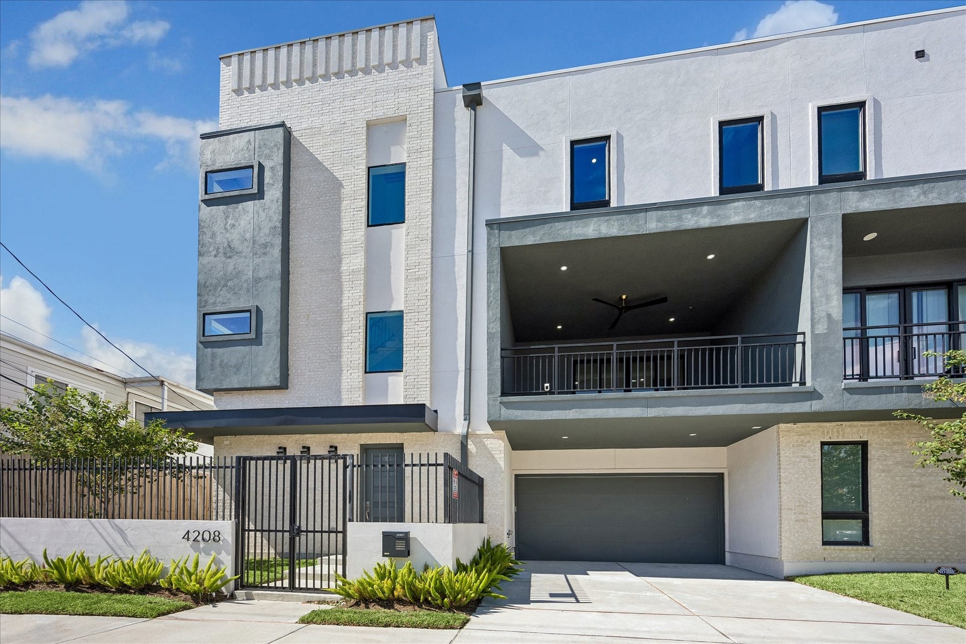4208 Driscoll Street, Houston, TX 77098