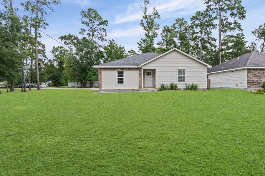 Property photo for 10920 Fairview Drive, Conroe, TX