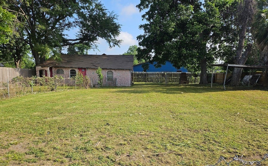Property photo for 1507 E 32nd 1/2 Street, Houston, TX