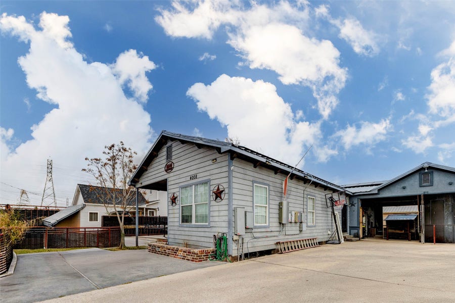 Property photo for 4008 Colvin Street, Houston, TX