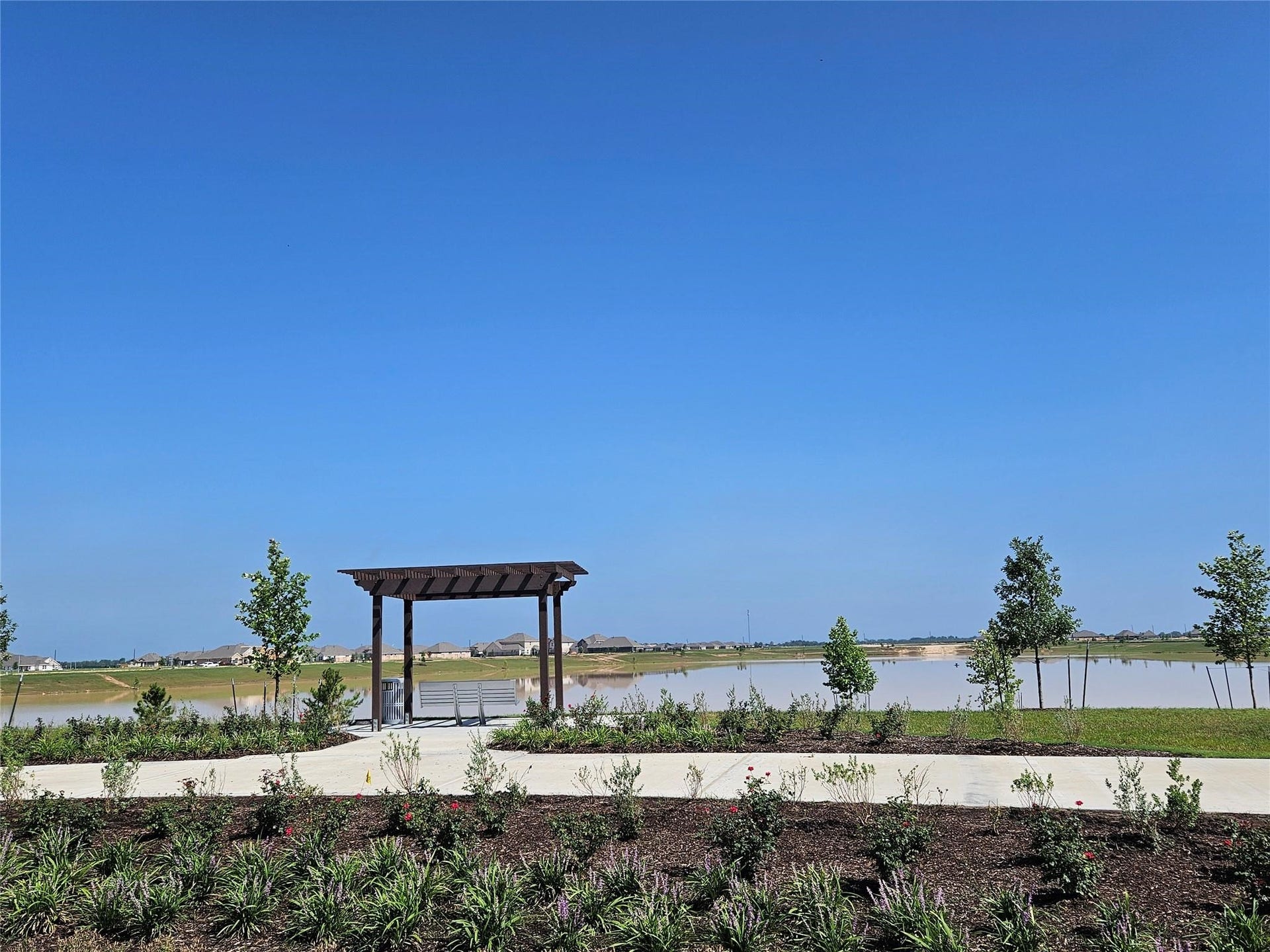 5029 Almond Terrace Drive, Katy, TX 77493 House is very close to the lake and amenities.