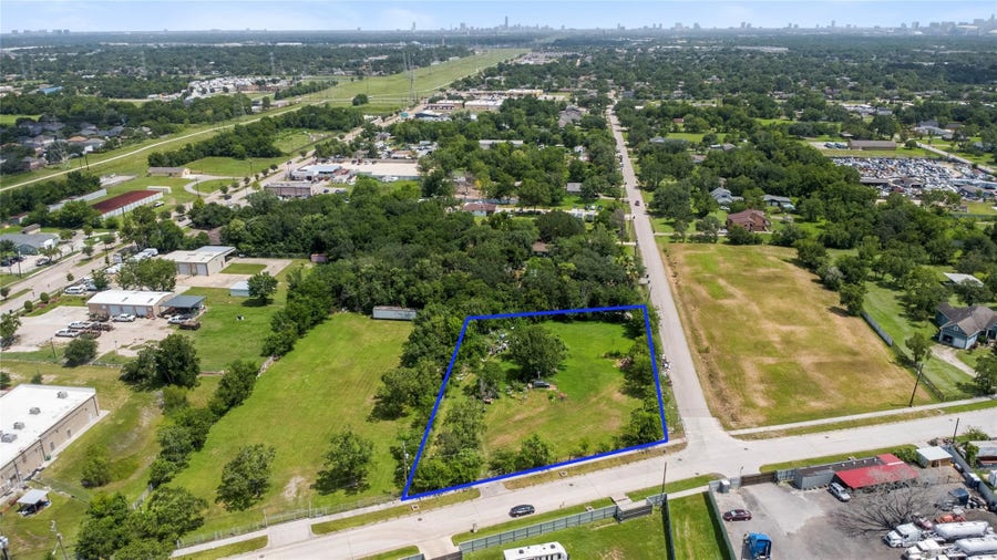 Property photo for 4410 Simsbrook Drive, Houston, TX