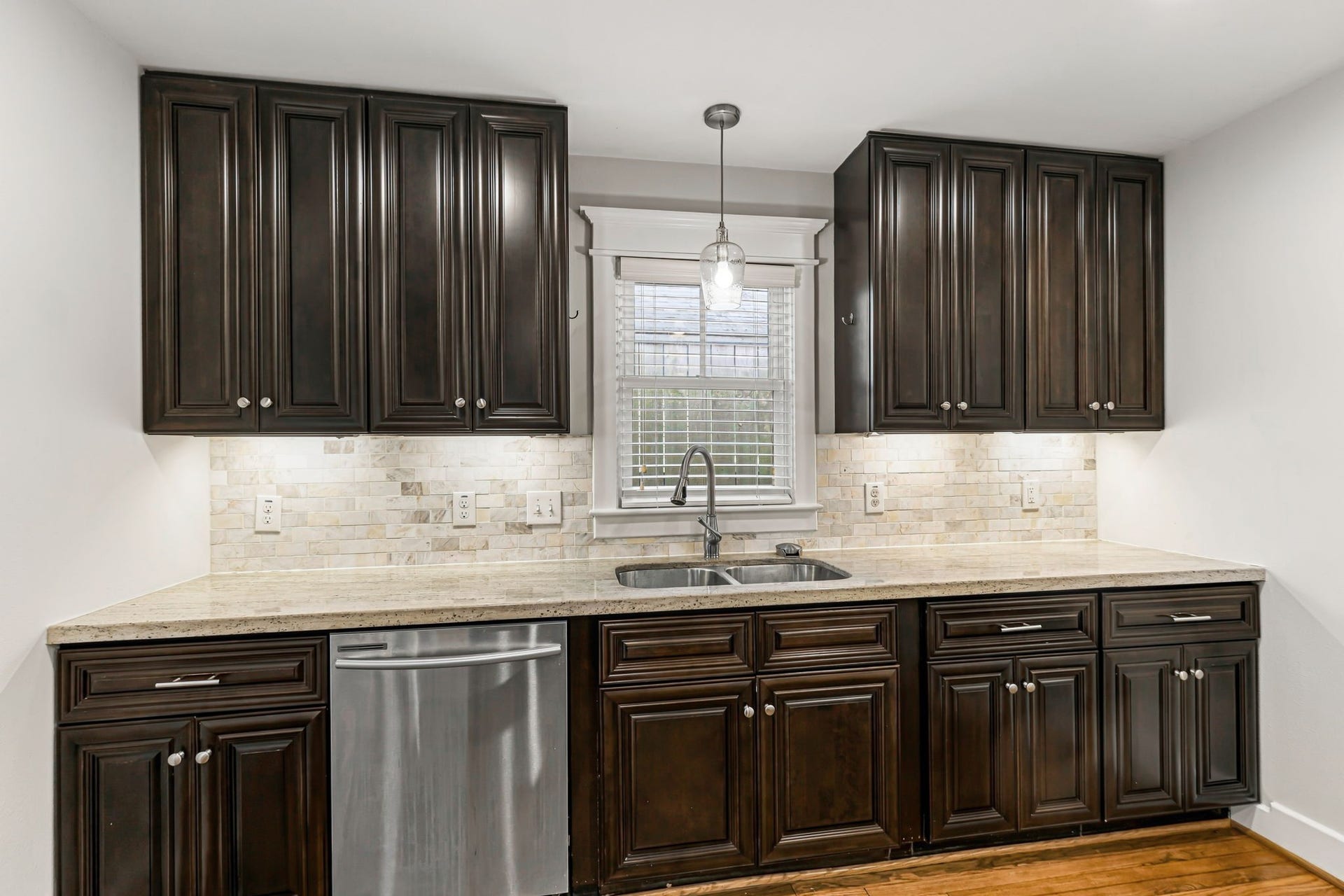 1329 Lawrence Street, Houston, TX 77008 Kitchen offers so much counter and cabinet space.