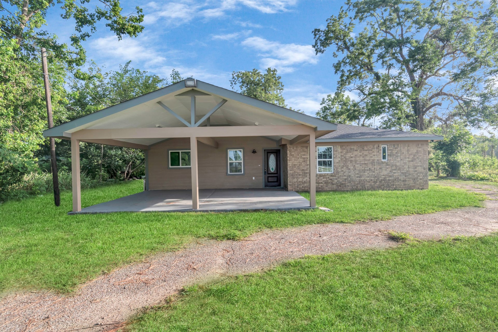 2826 W Fm 1462, Rosharon, TX 77583 2826 W Fm 1462, Rosharon, TX 77583