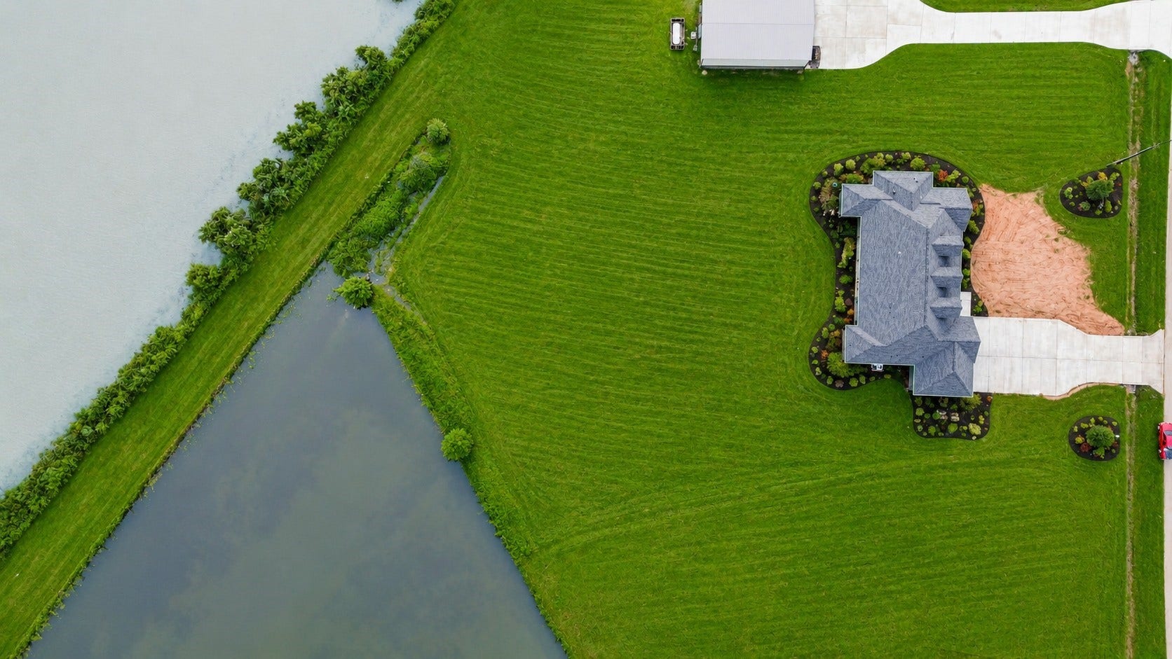 912 Wagon Wheel Trail, Angleton, TX 77515