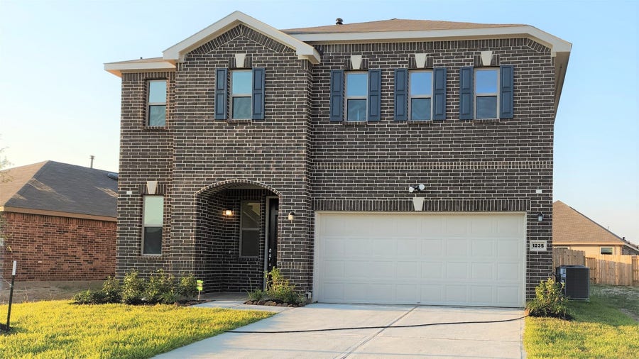 Property photo for 1235 Bryman Drive, Rosharon, TX