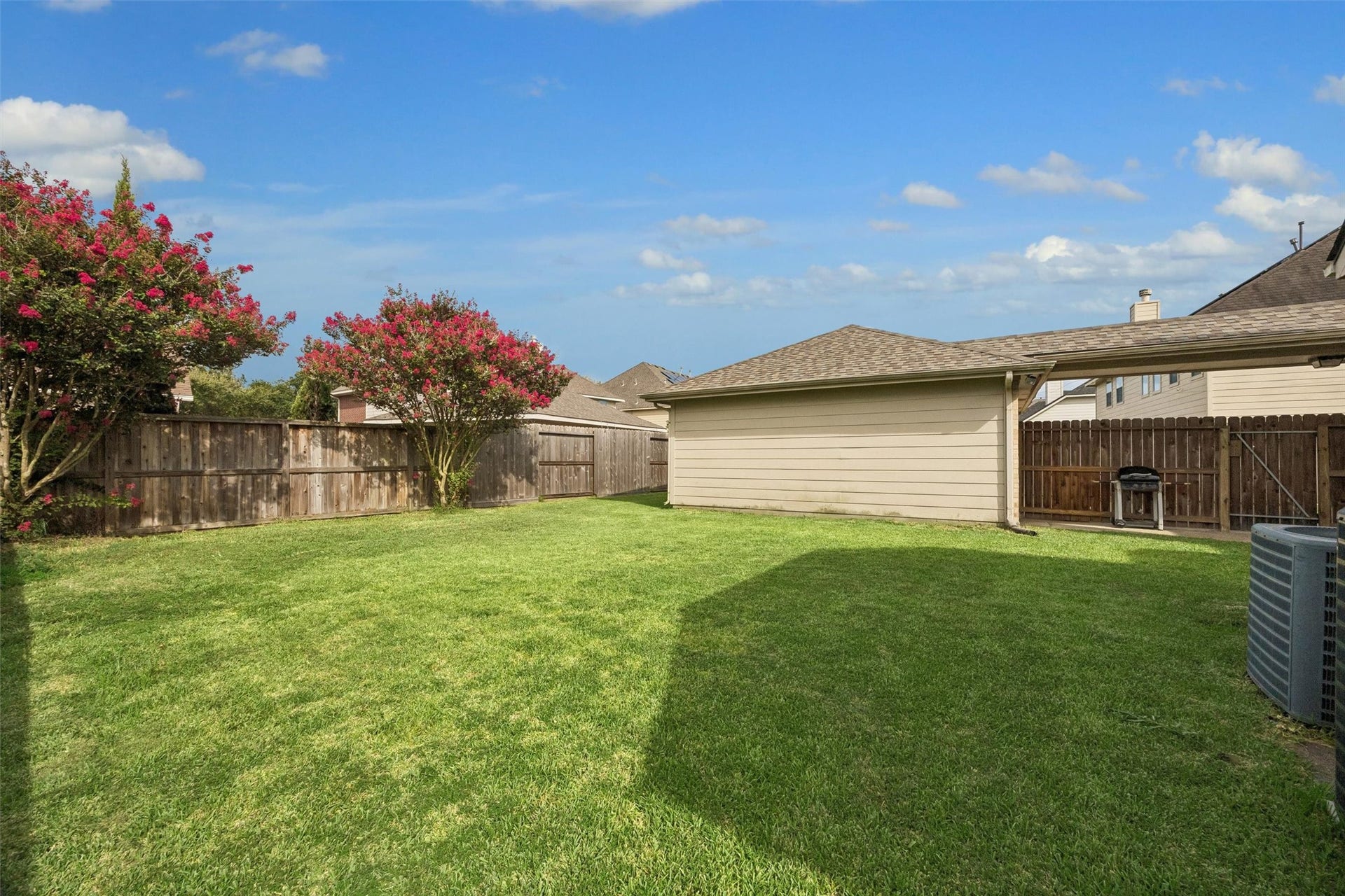 415 Willow Pointe Drive, League City, TX 77573