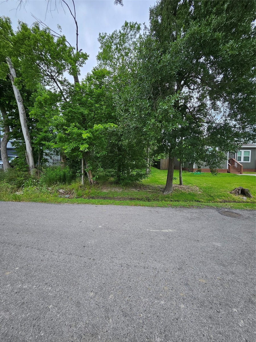 Property photo for 0 Sealey Street, Houston, TX