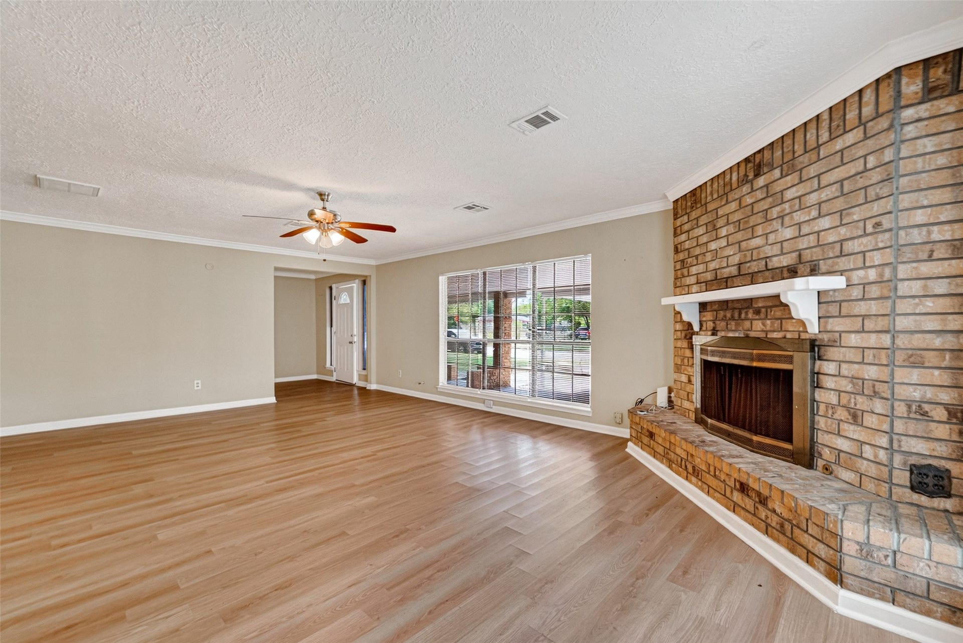1504 Lawrence Avenue, Pasadena, TX 77506 1504 Lawrence Avenue, Pasadena, TX 77506