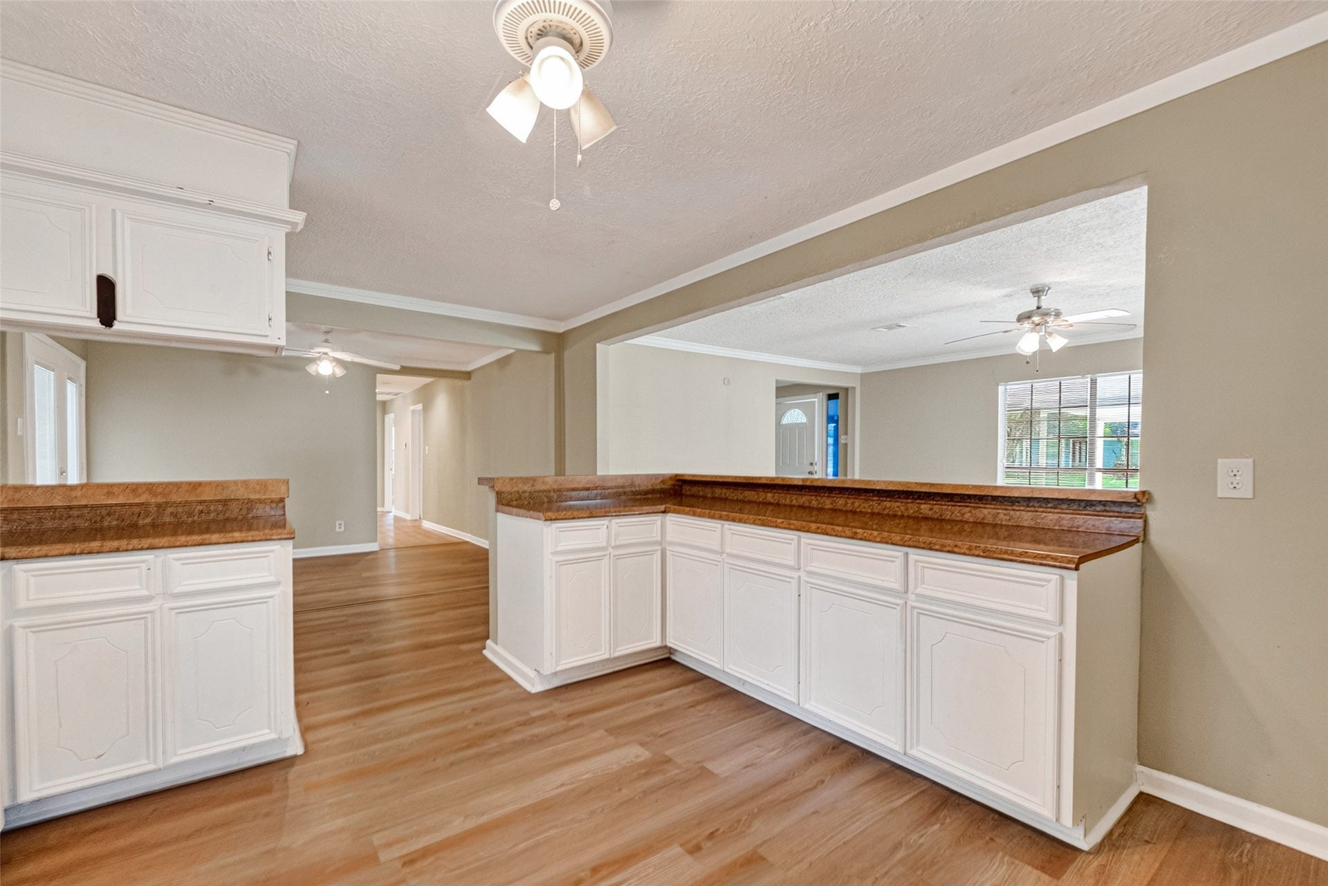 1504 Lawrence Avenue, Pasadena, TX 77506 1504 Lawrence Avenue, Pasadena, TX 77506