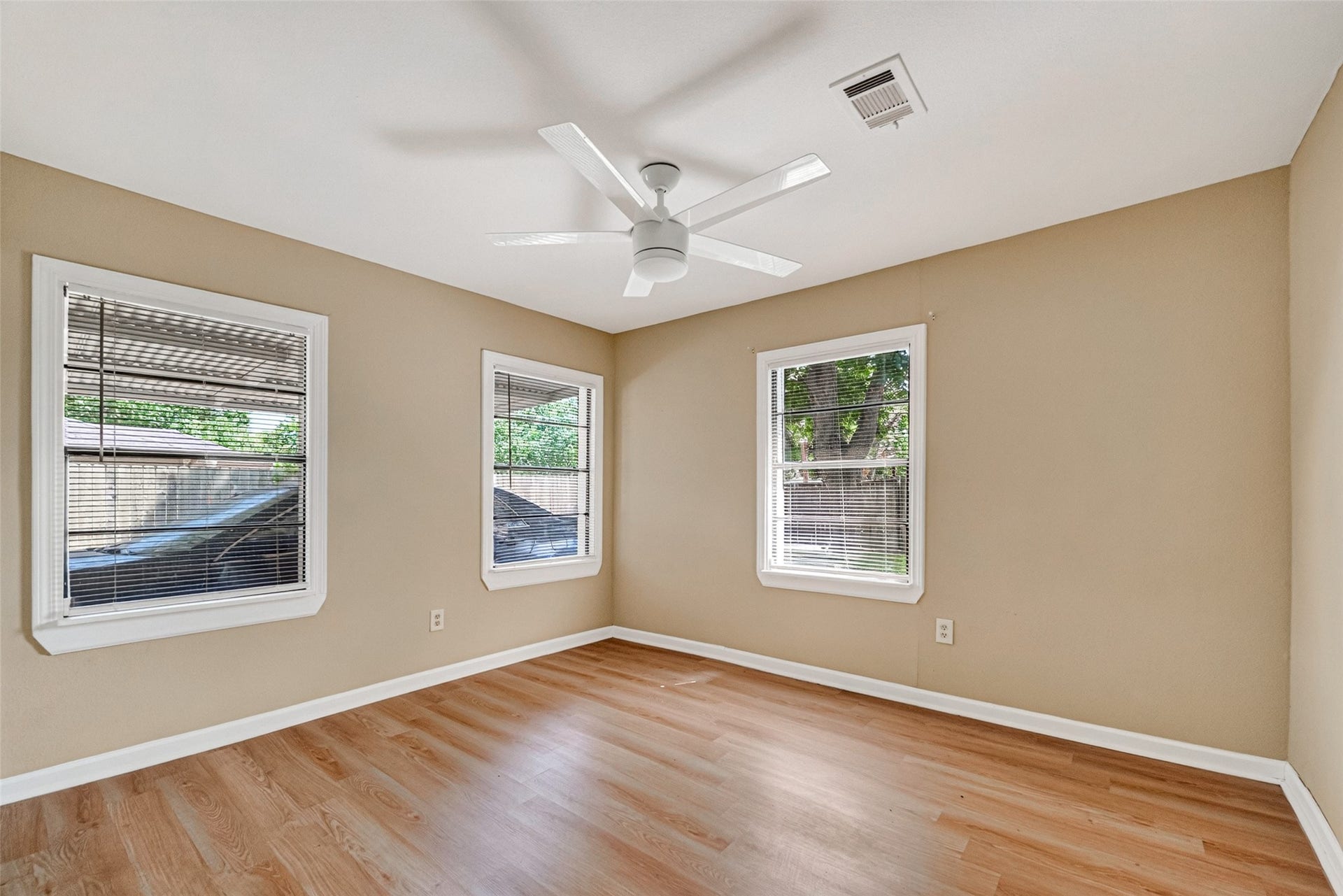 1504 Lawrence Avenue, Pasadena, TX 77506 1504 Lawrence Avenue, Pasadena, TX 77506