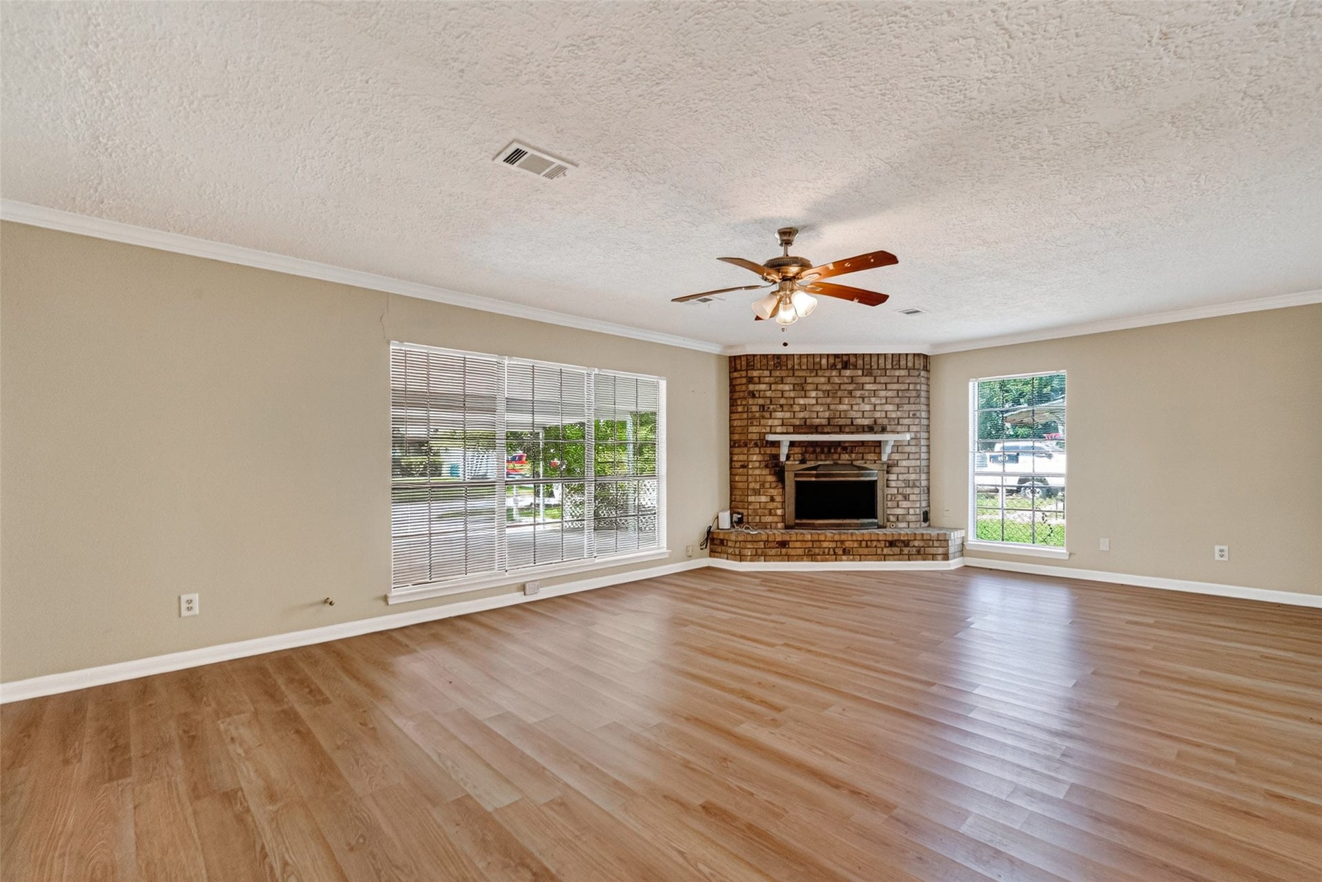 1504 Lawrence Avenue, Pasadena, TX 77506 1504 Lawrence Avenue, Pasadena, TX 77506