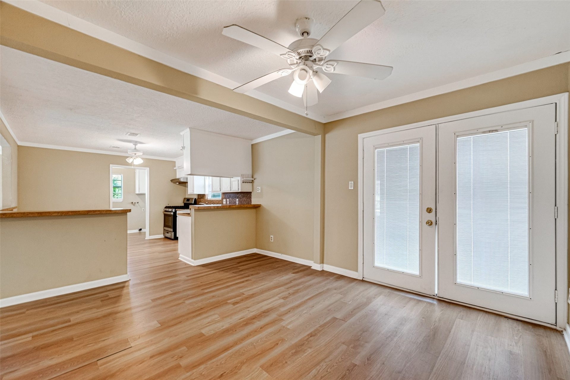 1504 Lawrence Avenue, Pasadena, TX 77506 1504 Lawrence Avenue, Pasadena, TX 77506