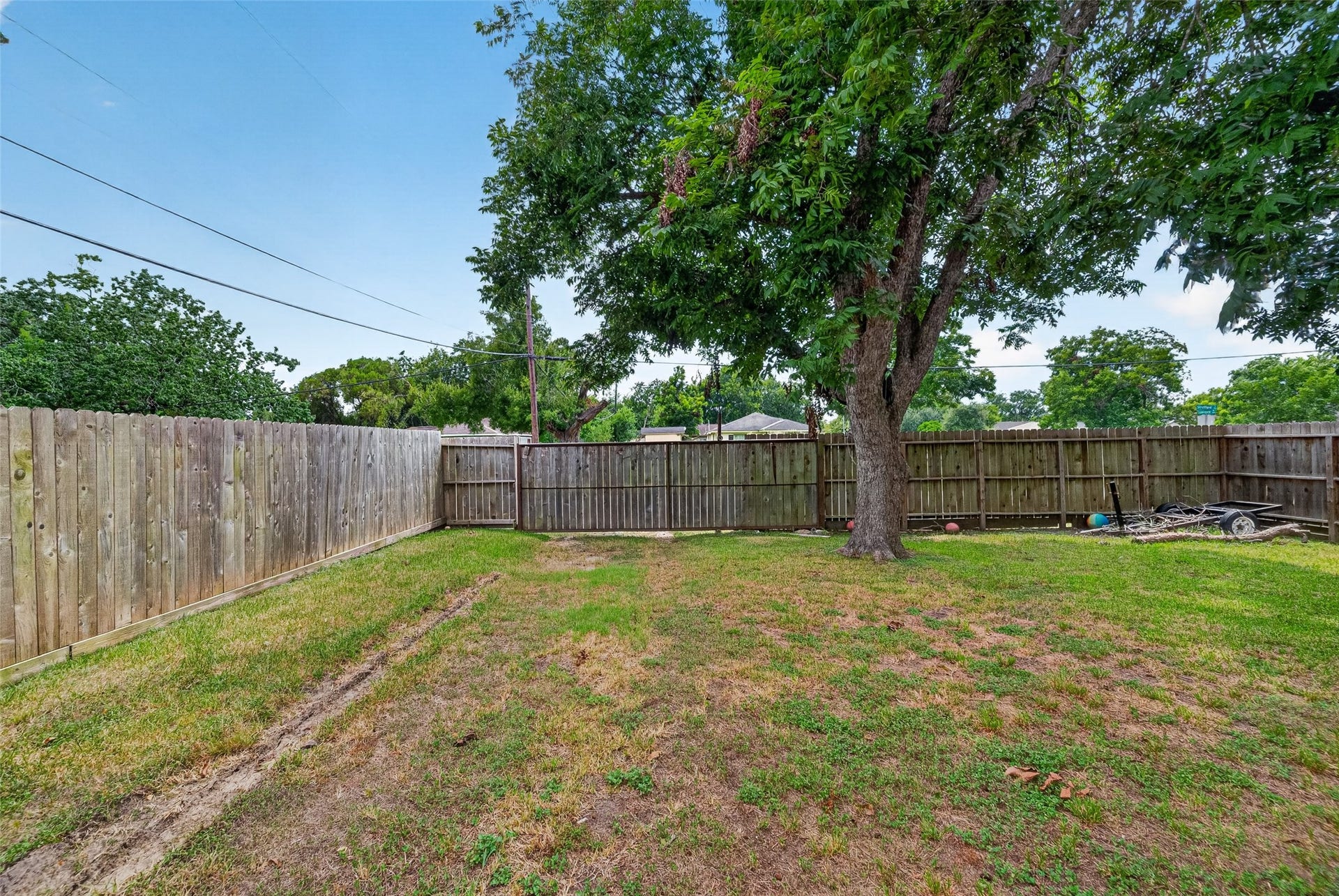 1504 Lawrence Avenue, Pasadena, TX 77506 1504 Lawrence Avenue, Pasadena, TX 77506