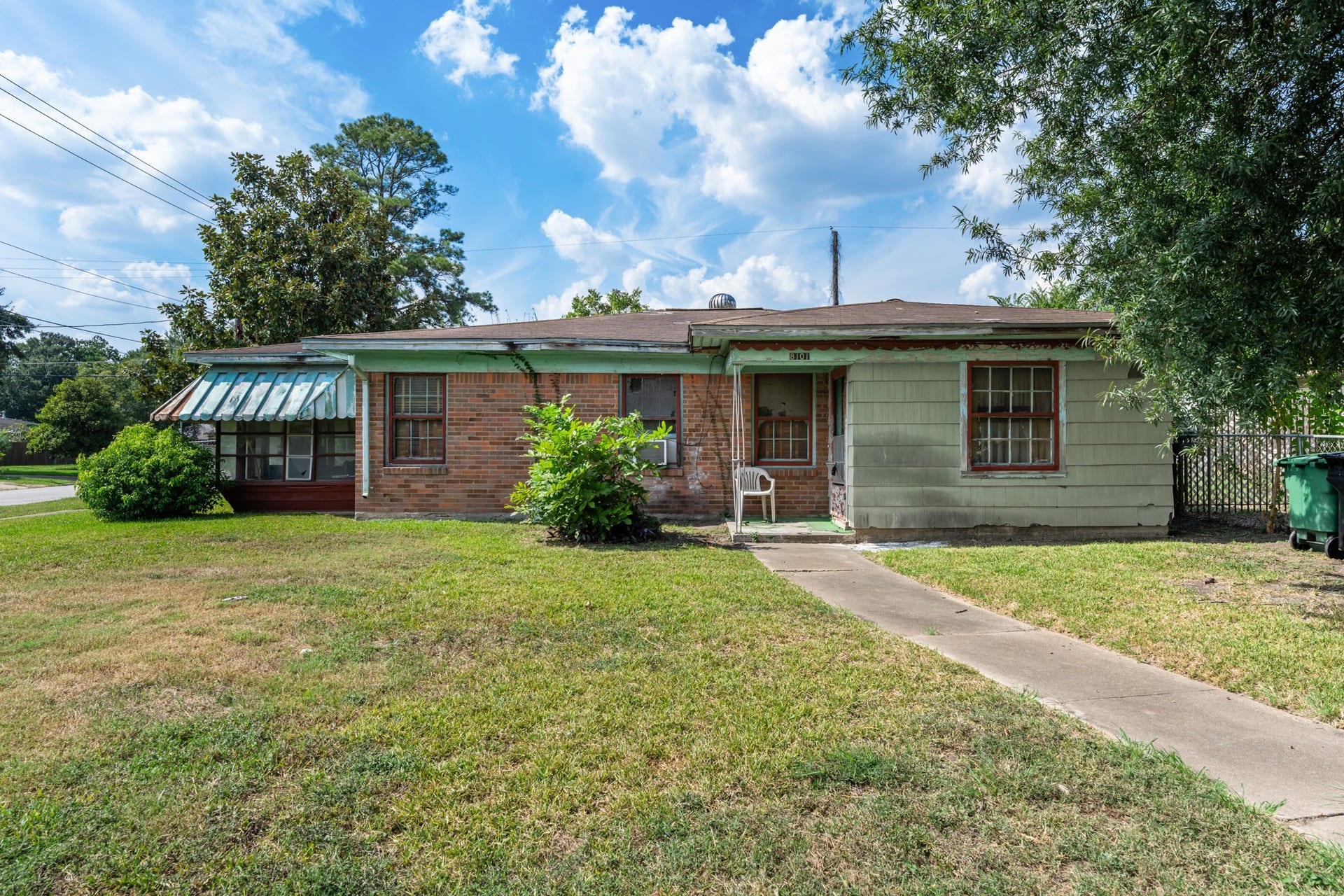 8101 Howard Drive, Houston, TX 77017 8101 Howard Drive, Houston, TX 77017