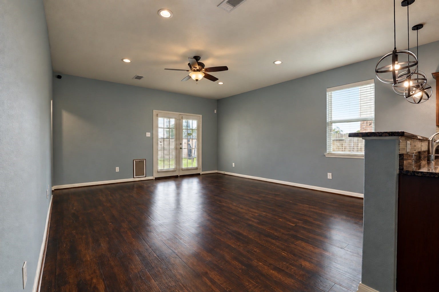 1634 Pink Stone Drive, Rosharon, TX 77583 1634 Pink Stone Drive, Rosharon, TX 77583