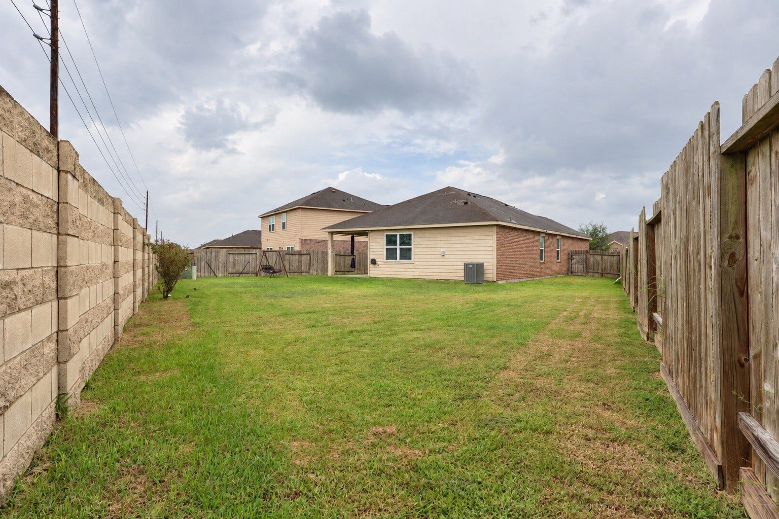 1634 Pink Stone Drive, Rosharon, TX 77583 1634 Pink Stone Drive, Rosharon, TX 77583