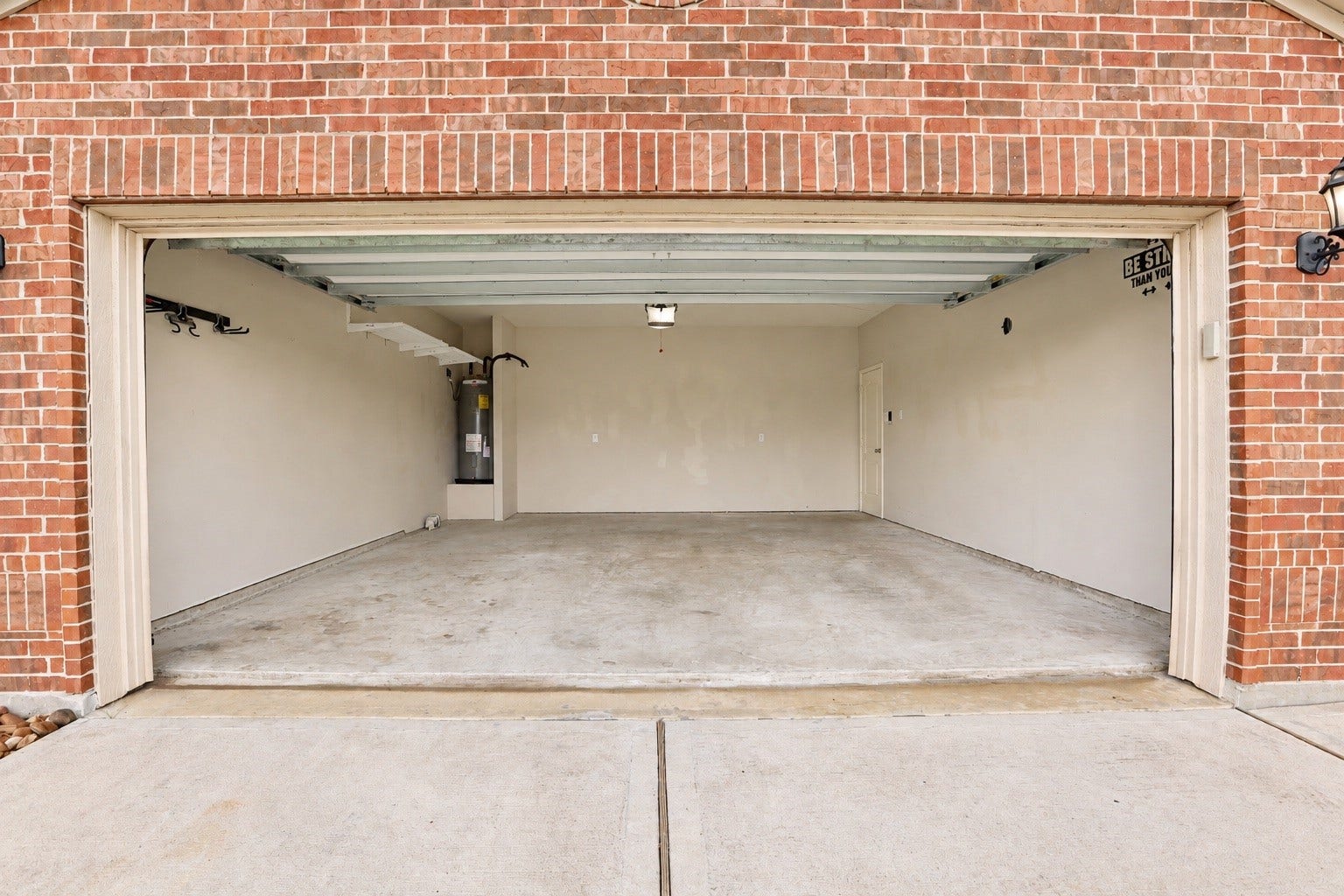 1634 Pink Stone Drive, Rosharon, TX 77583 1634 Pink Stone Drive, Rosharon, TX 77583