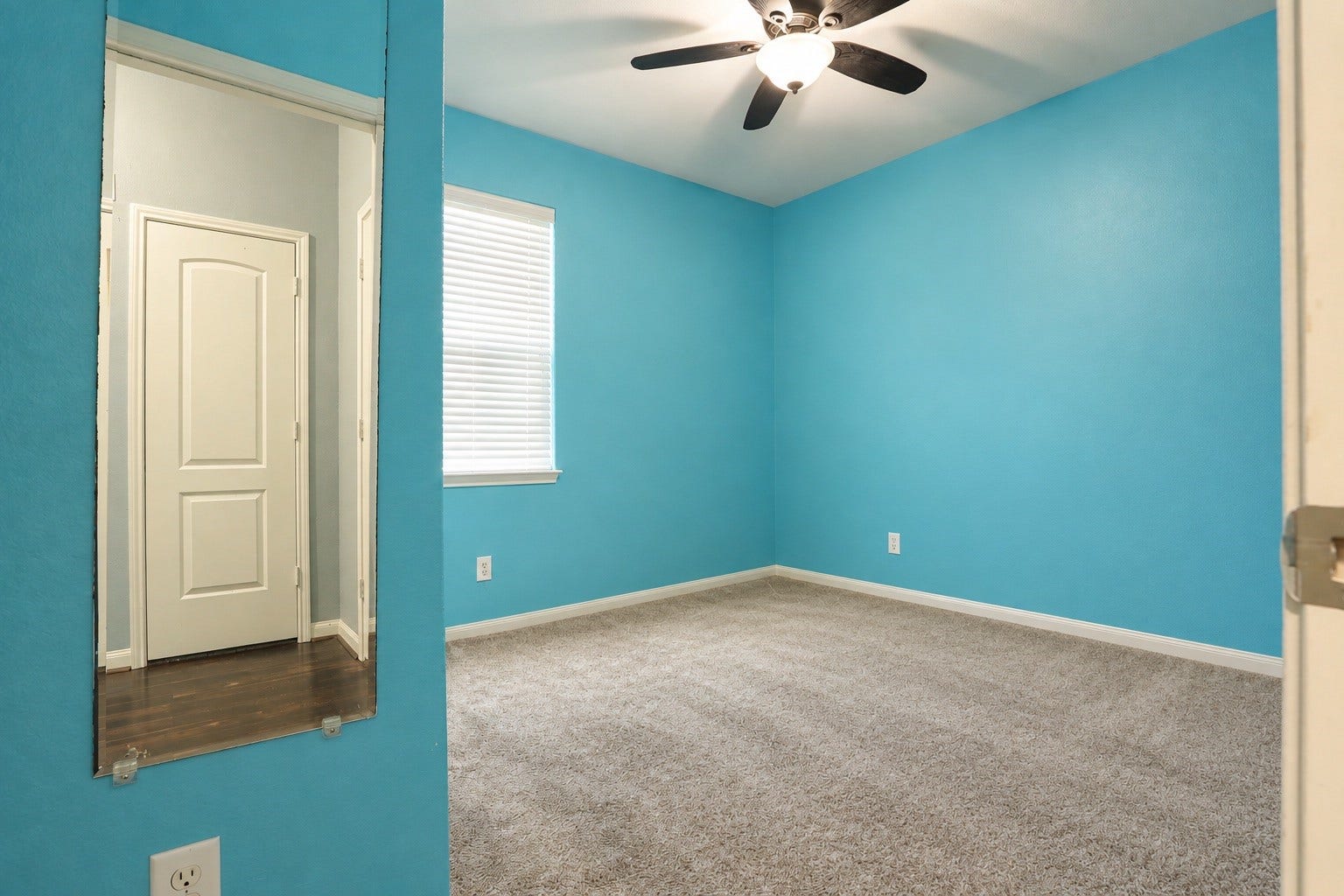 1634 Pink Stone Drive, Rosharon, TX 77583 Third room