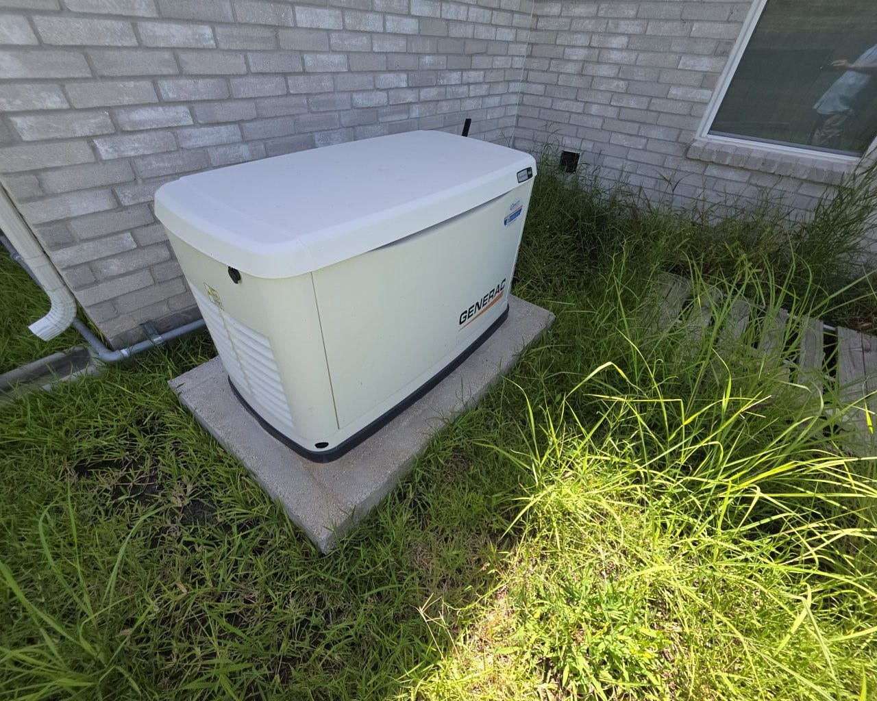 1621 Black Oak Drive, Rosharon, TX 77583 Generac backup system