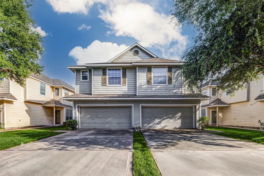 Property photo for 13106 Peppergate Lane, Houston, TX
