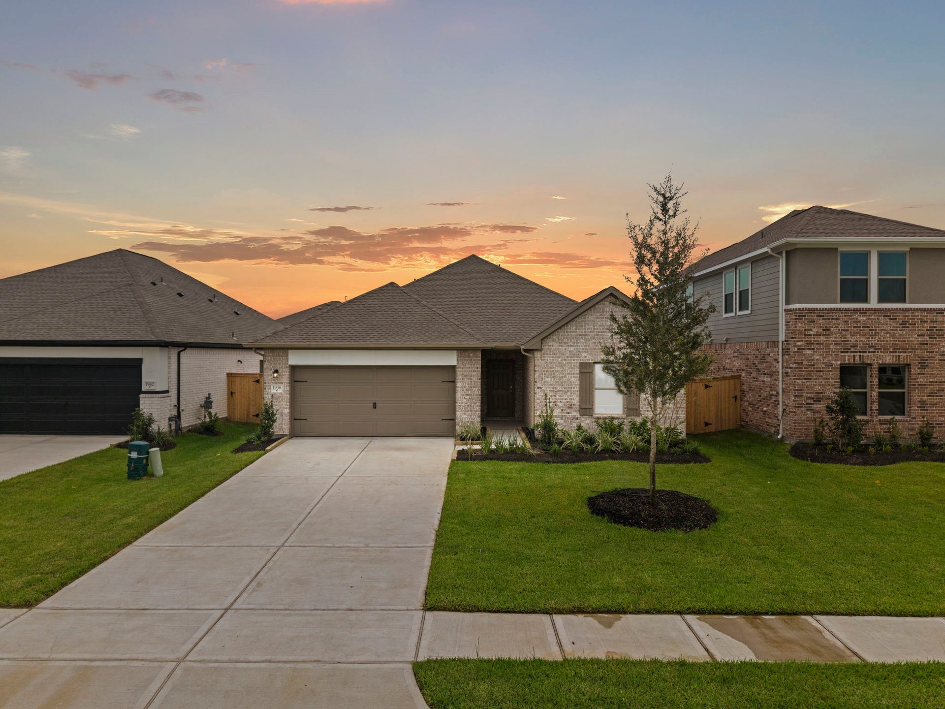 1938 Stargazer Lane, Angleton, TX 77515 1938 Stargazer Lane, Angleton, TX 77515