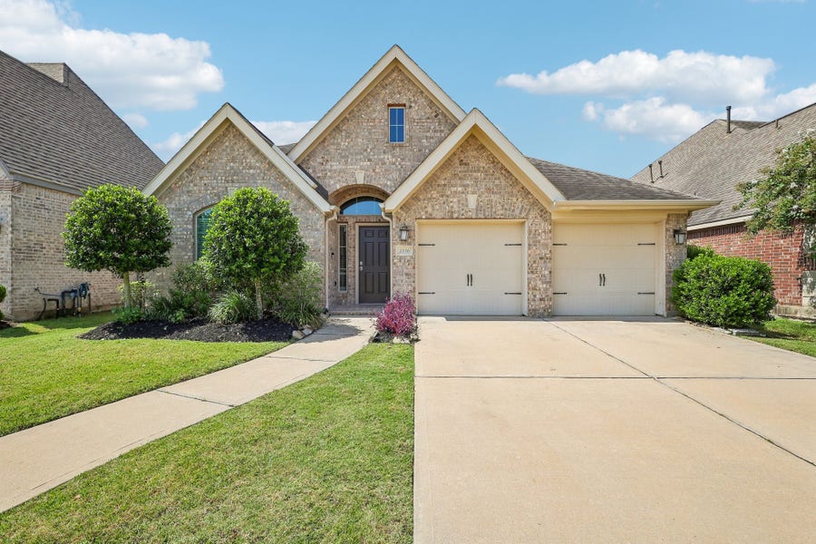 Property photo for 2336 Redwood Ridge Trail, Manvel, TX