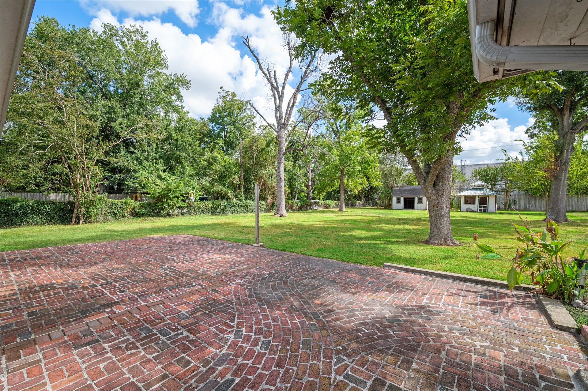 4714 Tilson Lane, Houston, TX 77041 4714 Tilson Lane, Houston, TX 77041