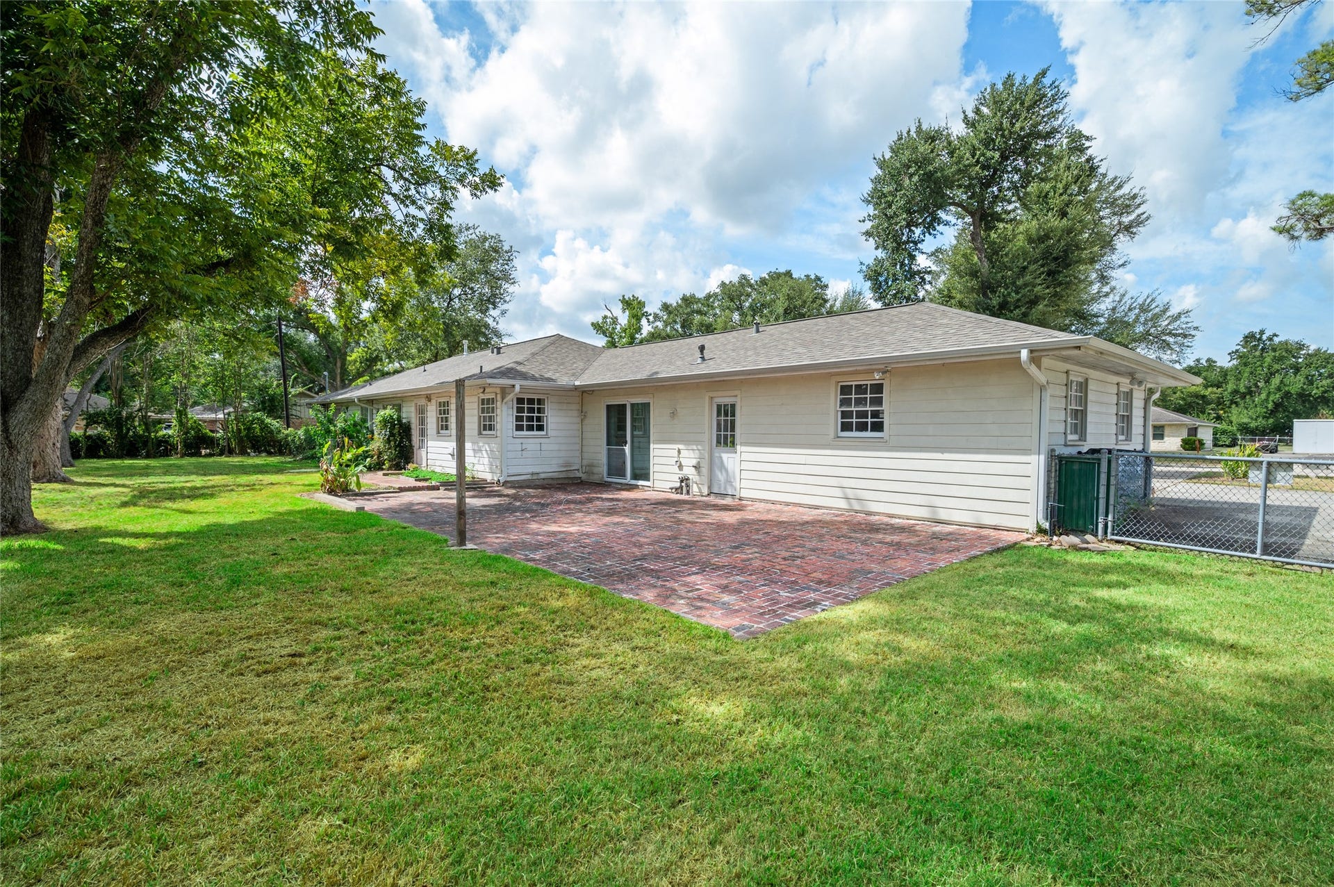 4714 Tilson Lane, Houston, TX 77041 4714 Tilson Lane, Houston, TX 77041