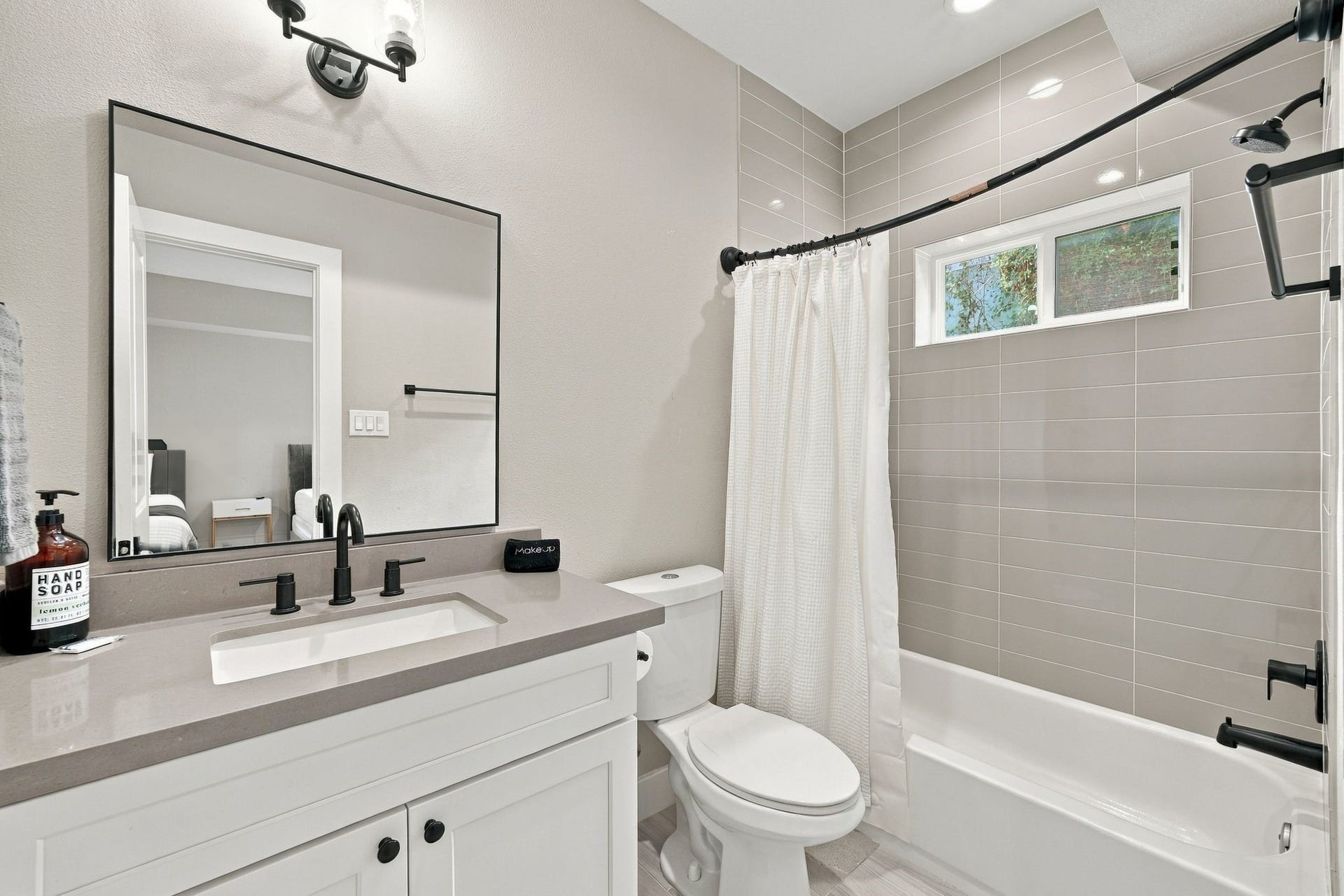 1915 Kolfahl Street, #I, Houston, TX 77023 1915 Kolfahl Street, #I, Houston, TX 77023