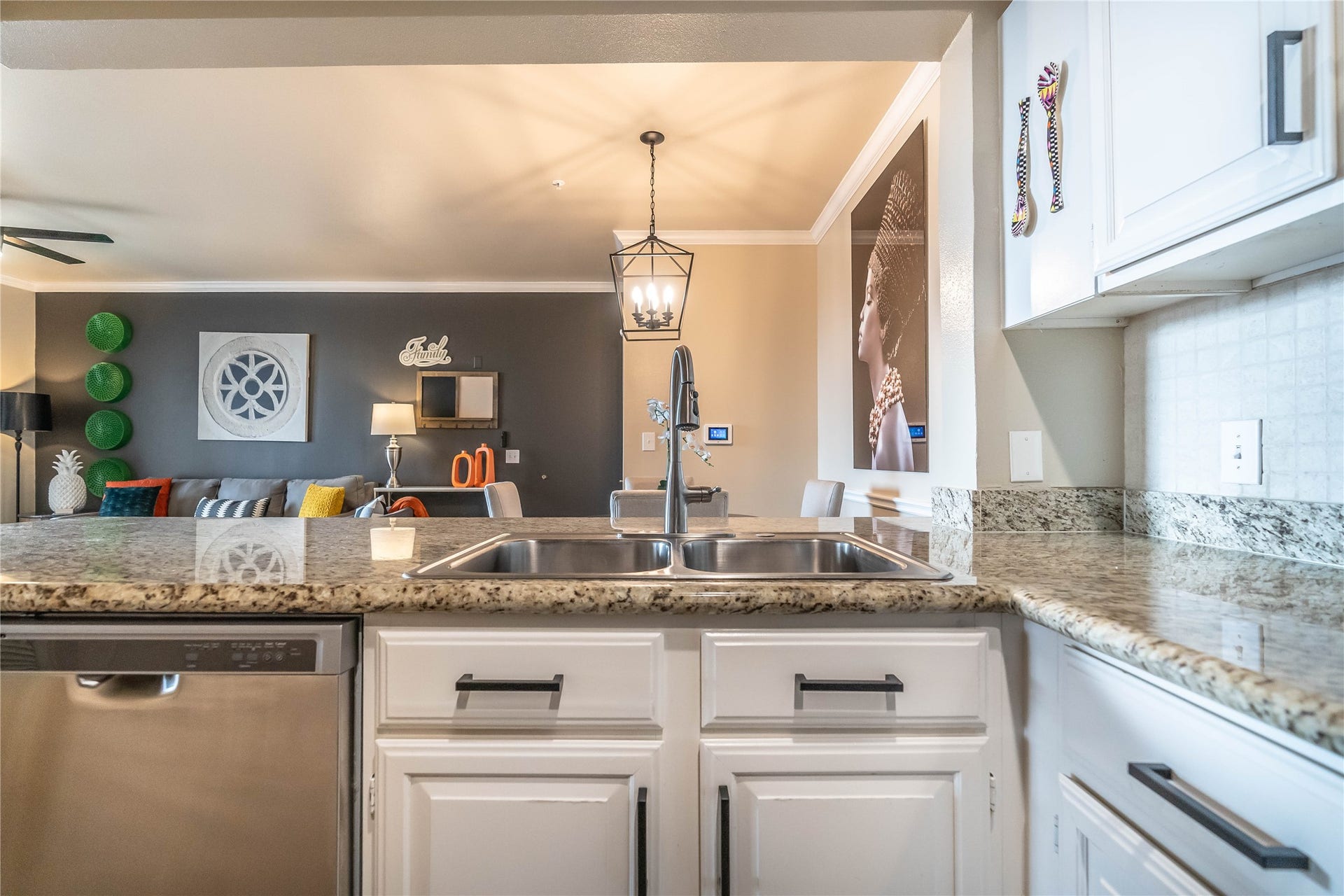 2111 Welch Street, #A232, Houston, TX 77019