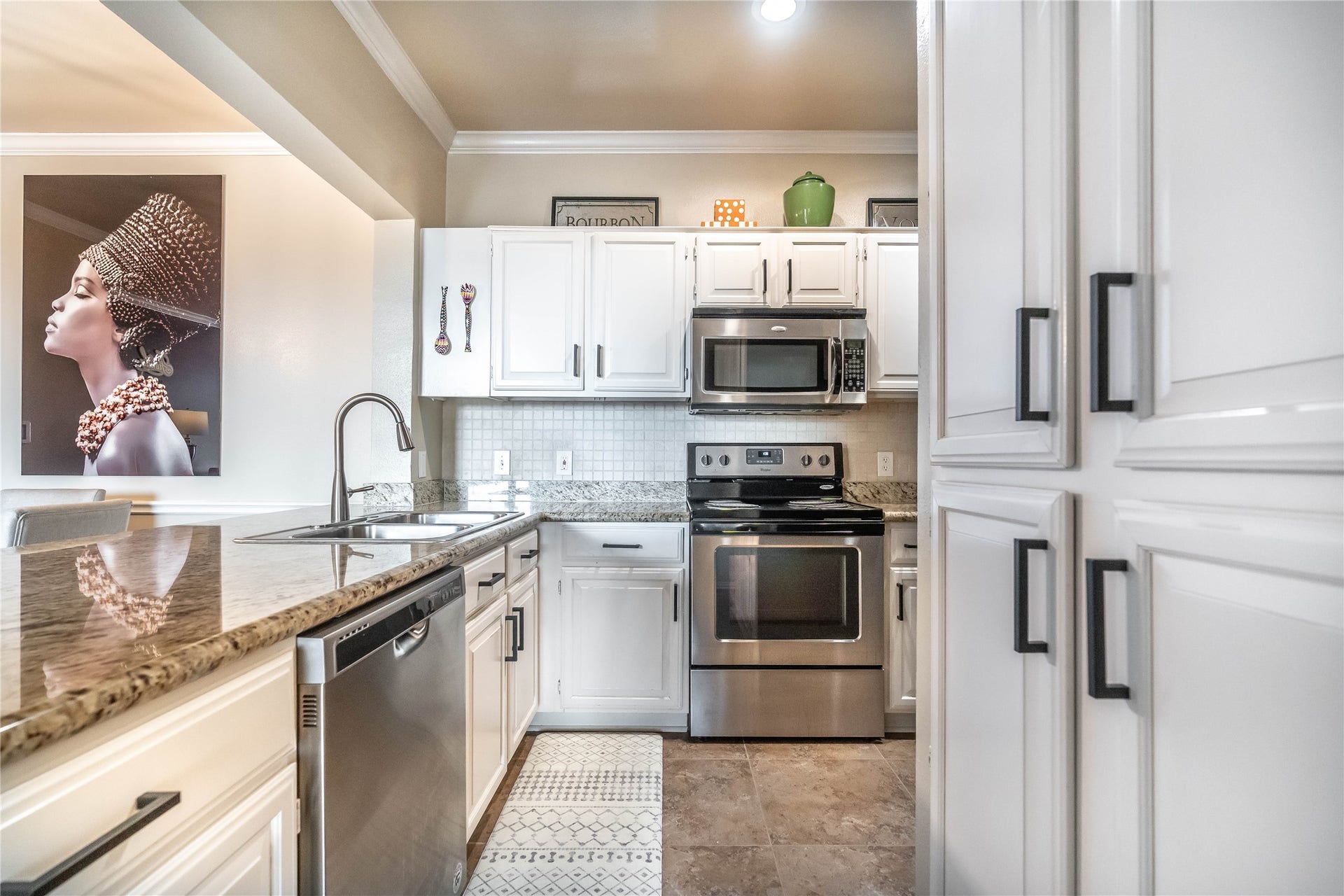 2111 Welch Street, #A232, Houston, TX 77019