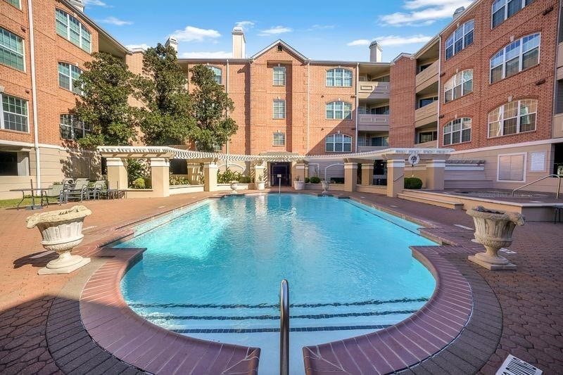 2111 Welch Street, #A232, Houston, TX 77019
