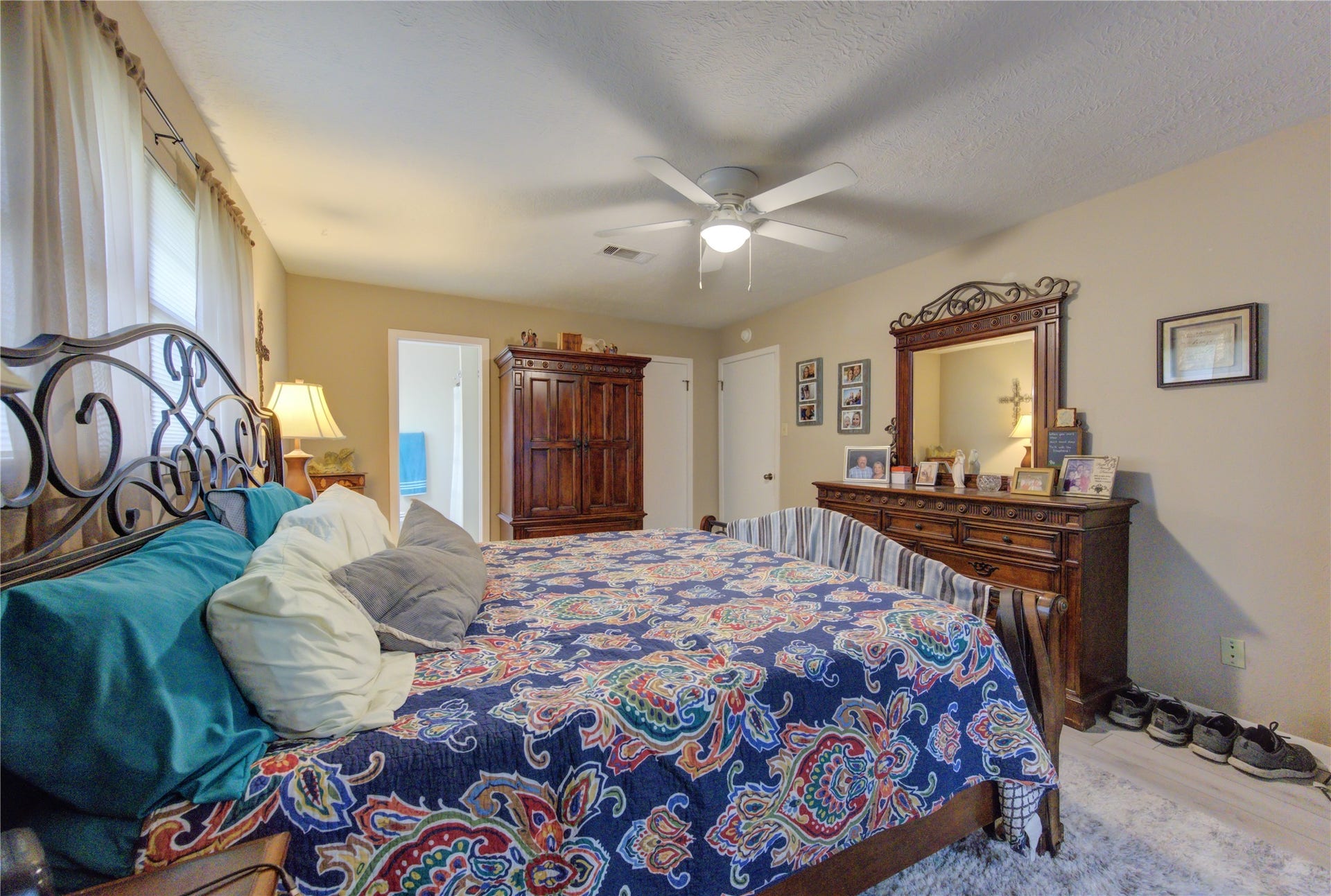 13 S Skimmer Street, La Marque, TX 77568 13 S Skimmer Street, La Marque, TX 77568