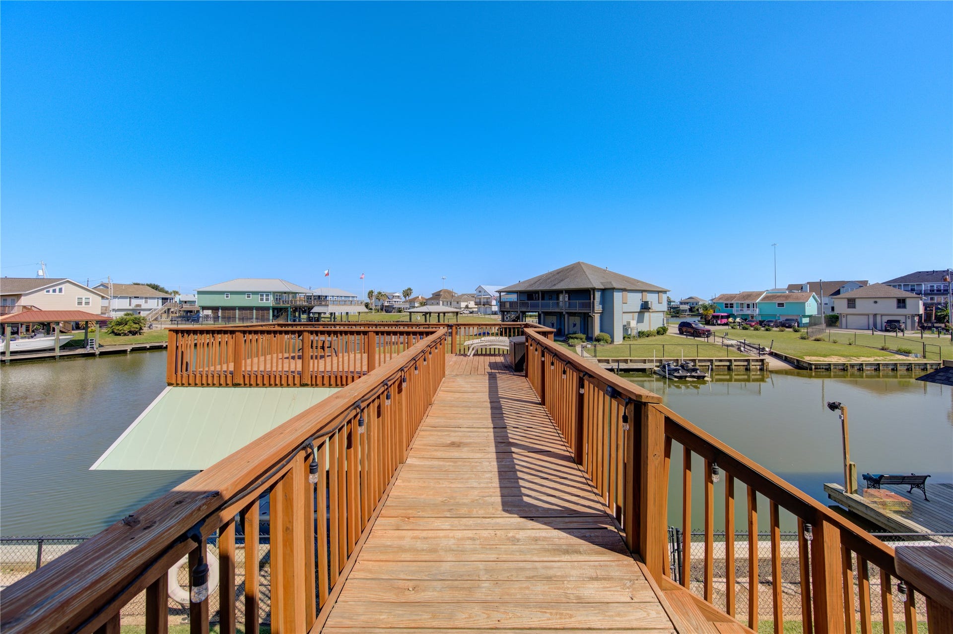 13 S Skimmer Street, La Marque, TX 77568 13 S Skimmer Street, La Marque, TX 77568