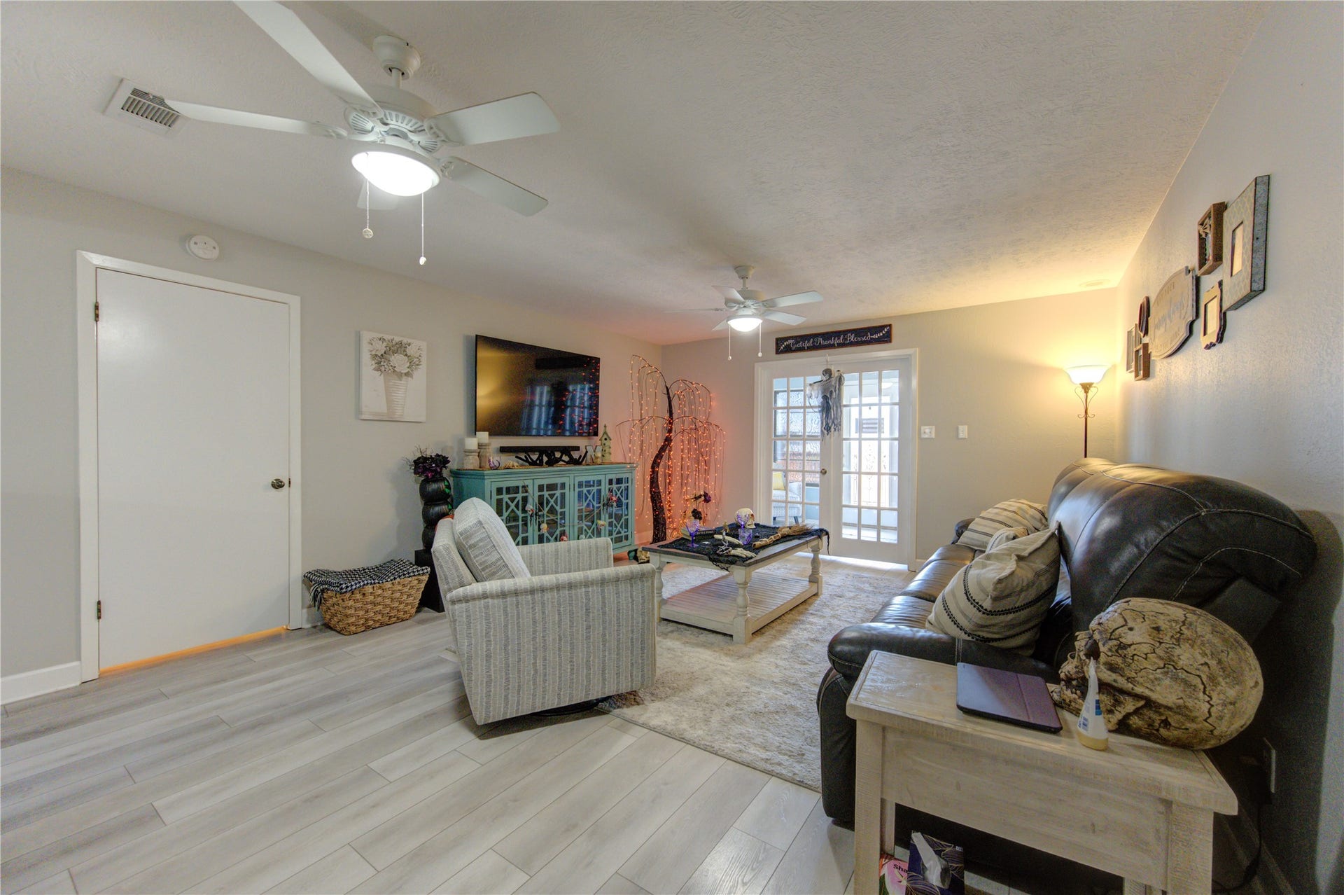 13 S Skimmer Street, La Marque, TX 77568 13 S Skimmer Street, La Marque, TX 77568